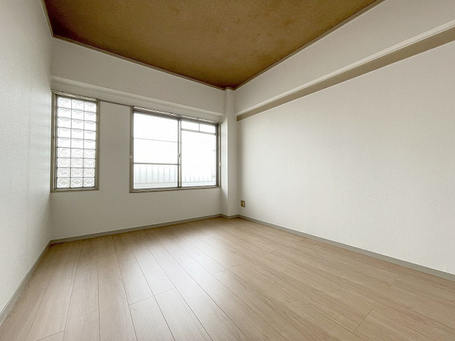部屋４