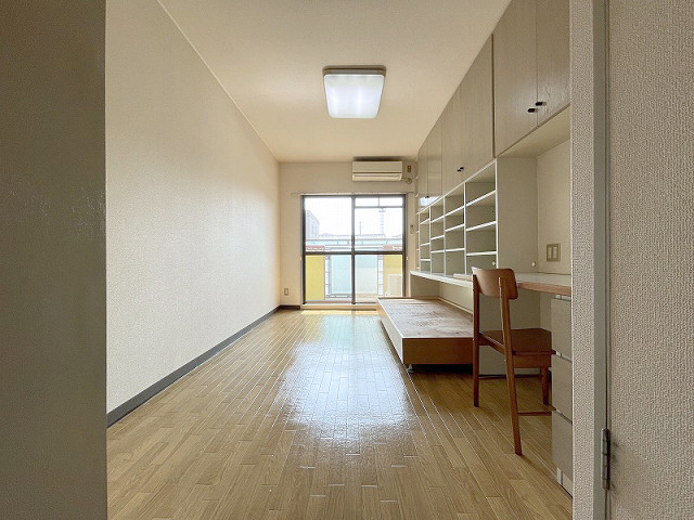 部屋４