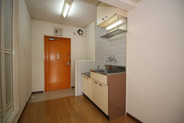 部屋４