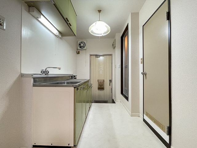 部屋４