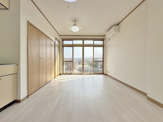 部屋４