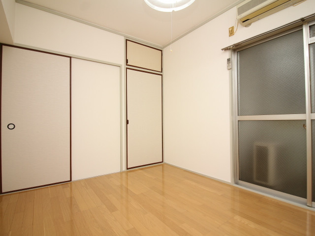 部屋４