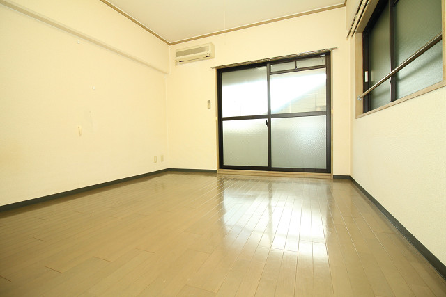 部屋４