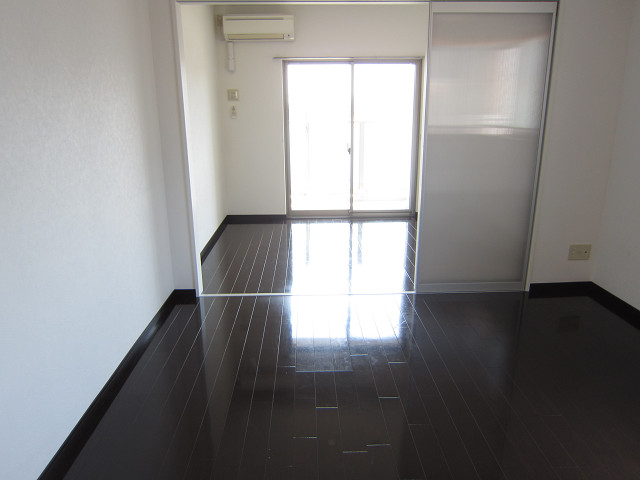 部屋４