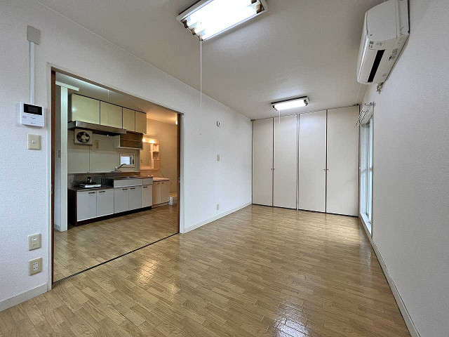 部屋４