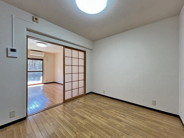 部屋４