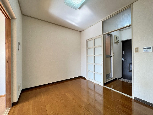 部屋４