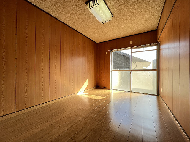 部屋４