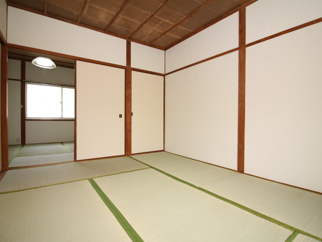 部屋４