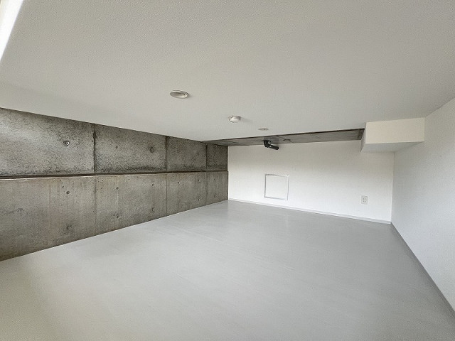 部屋４