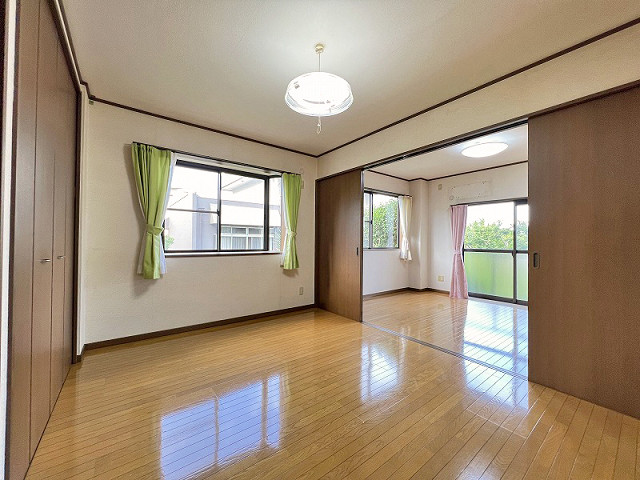 部屋４
