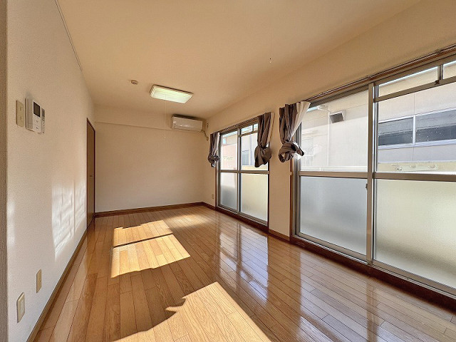 部屋４