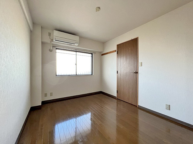 部屋４