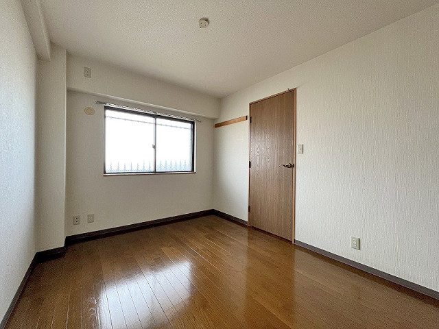 部屋４