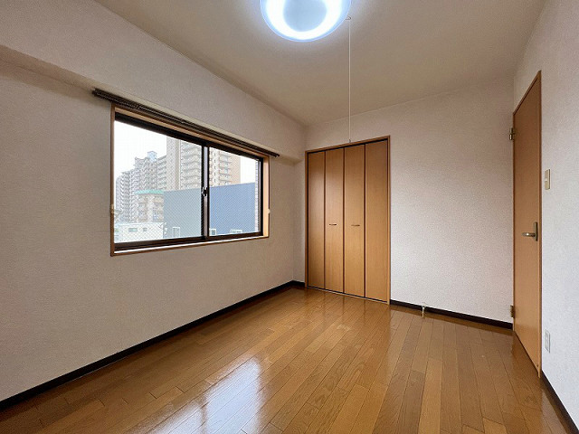 部屋４