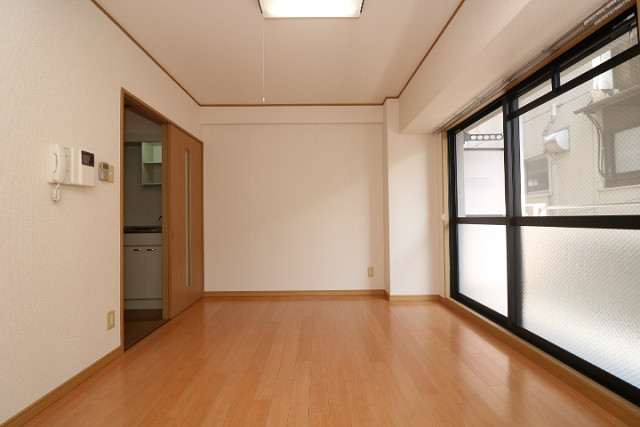 部屋４