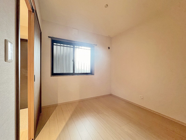 部屋４