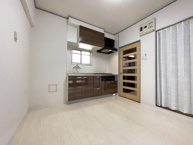 部屋４