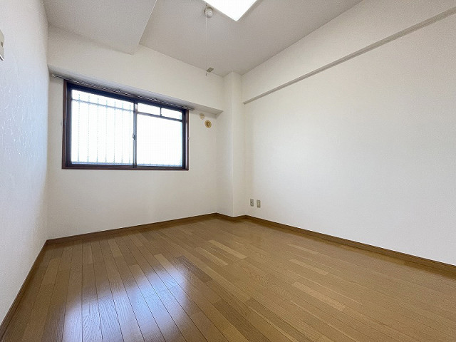 部屋４