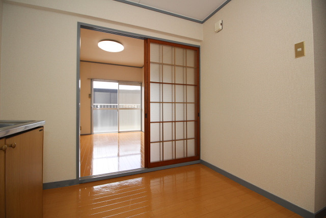 部屋４