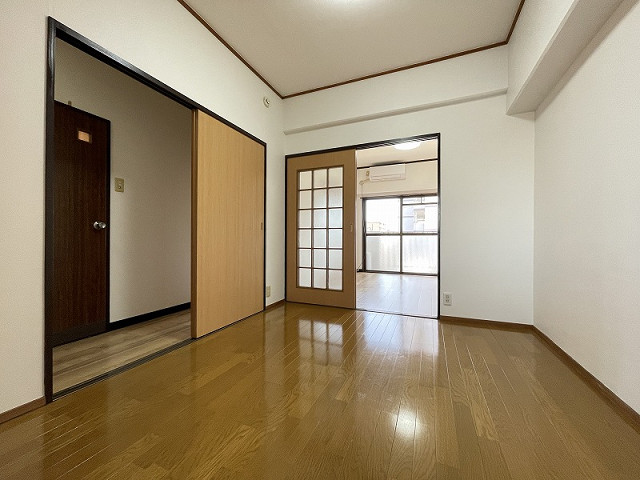 部屋４