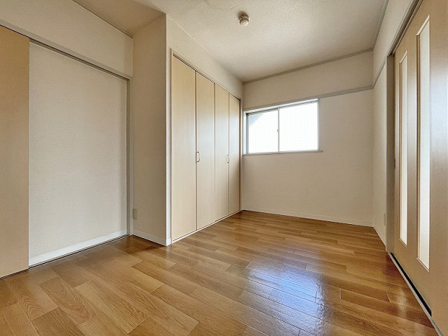 部屋４