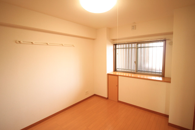 部屋４
