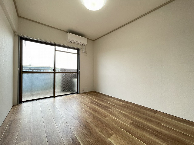 部屋４