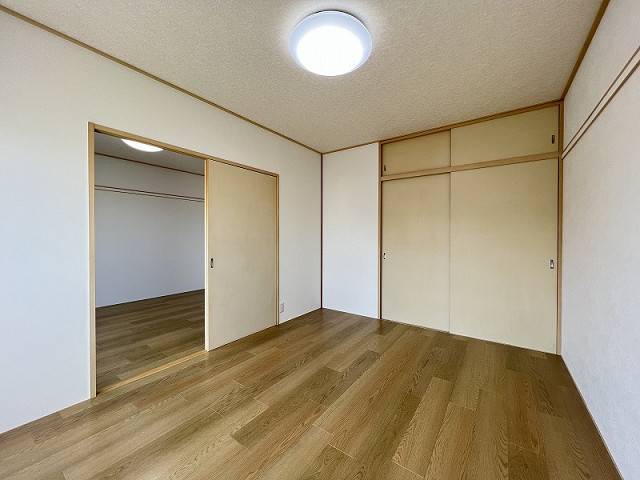 部屋４