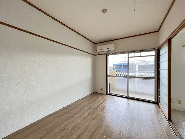 部屋４
