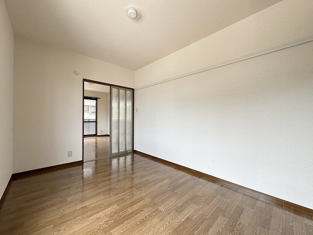 部屋４
