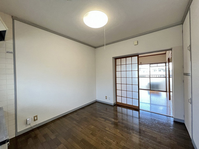 部屋４