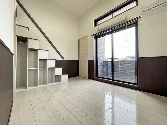 部屋４