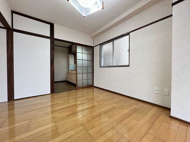 部屋４
