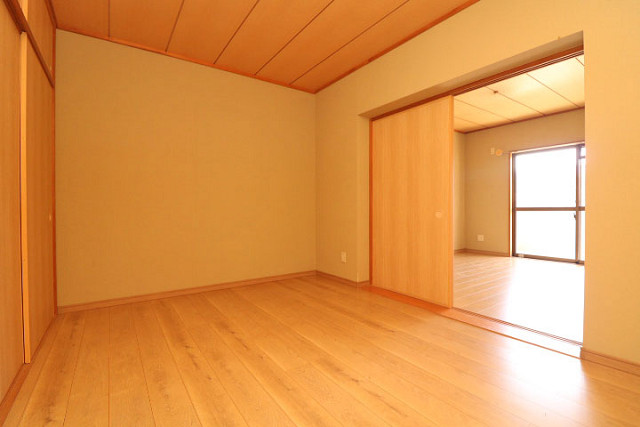 部屋４