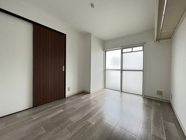 部屋４