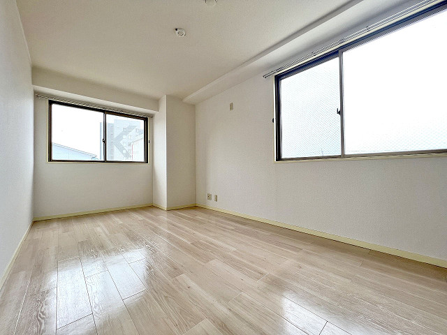 部屋４