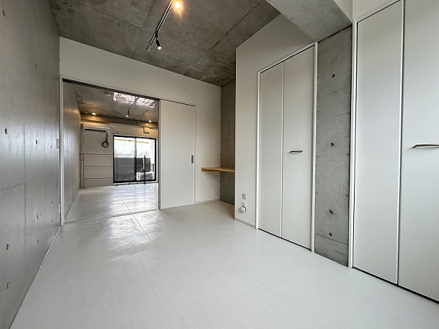 部屋４