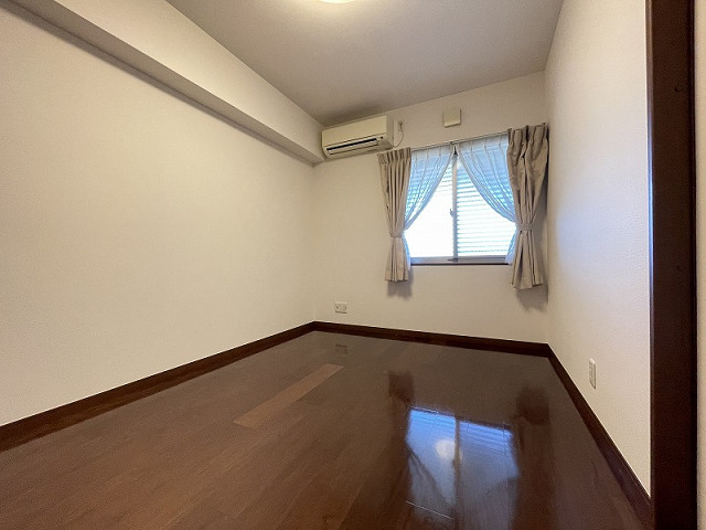 部屋４
