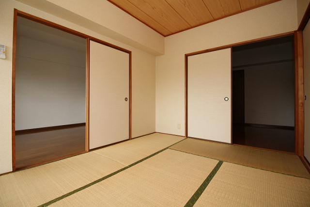 部屋４