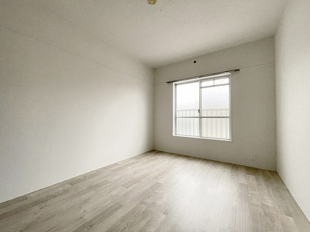 部屋４