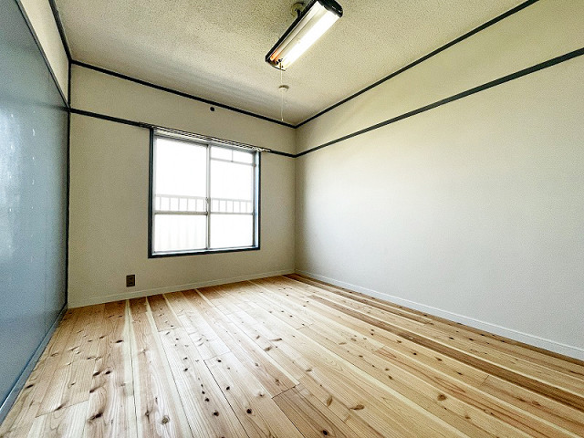 部屋４