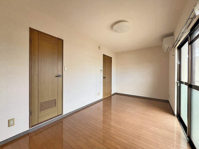 部屋４