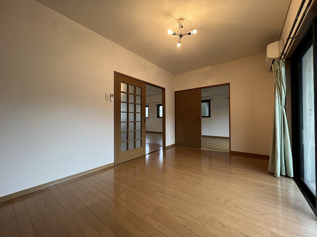 部屋４