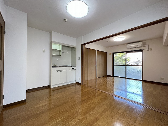 部屋４