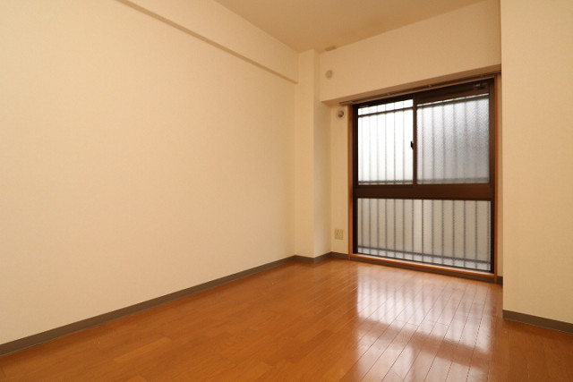 部屋４