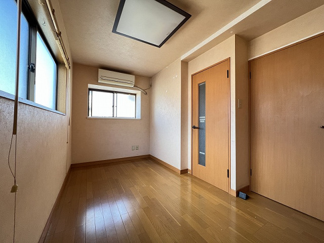 部屋４