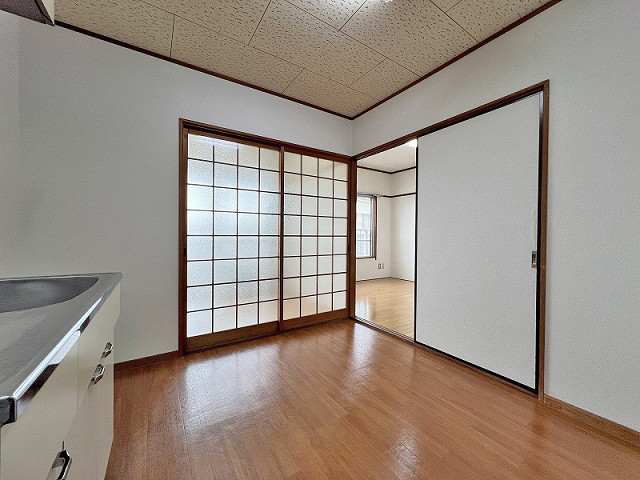 部屋４