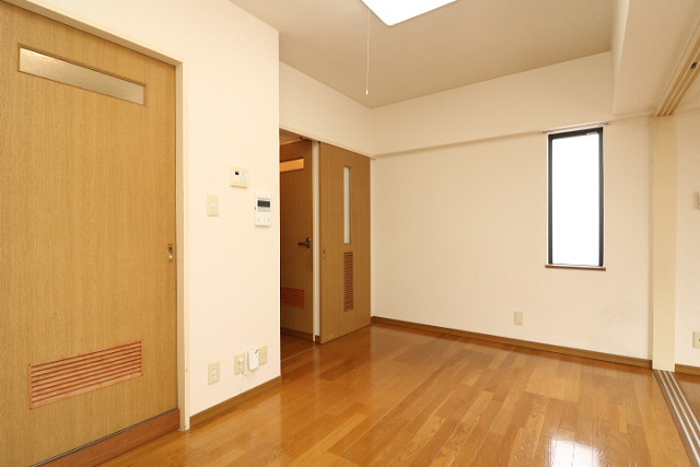 部屋４