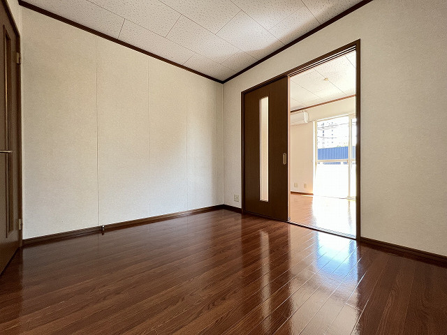 部屋４